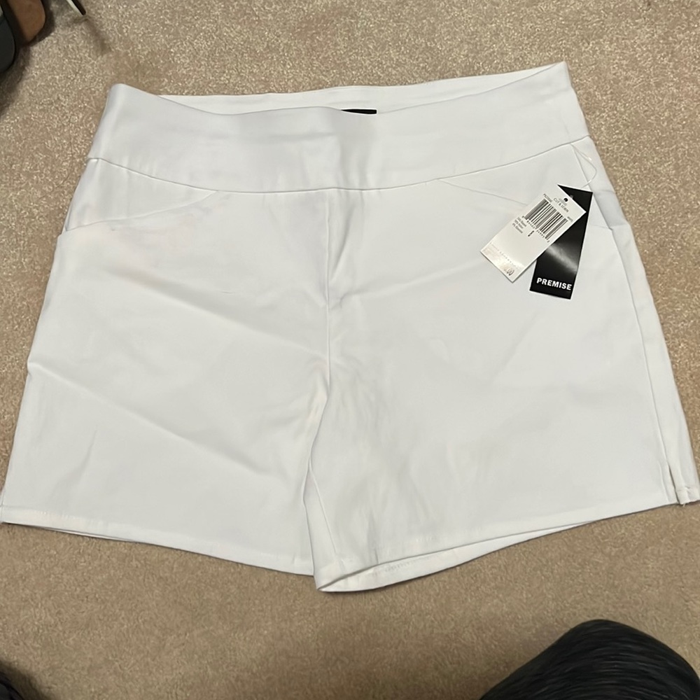 White shorts size 8